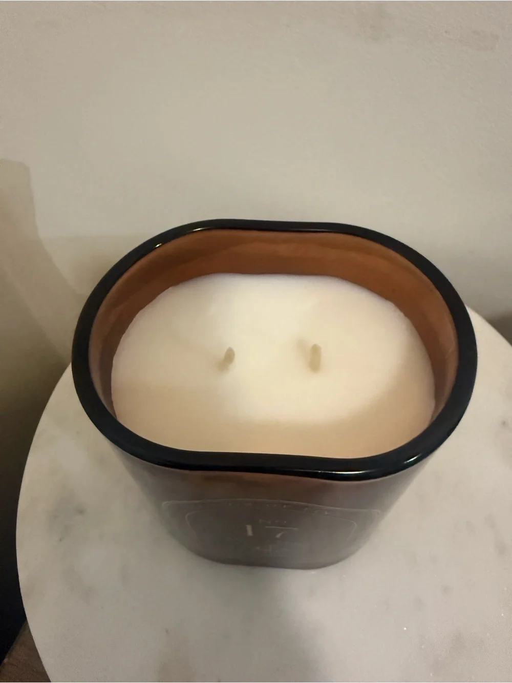 DW home scented Candle